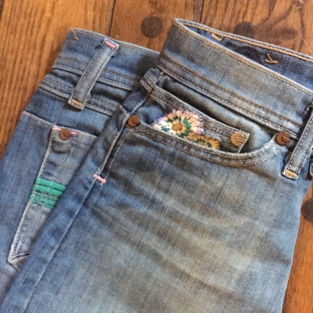 Floral Indie denim mini skirt!